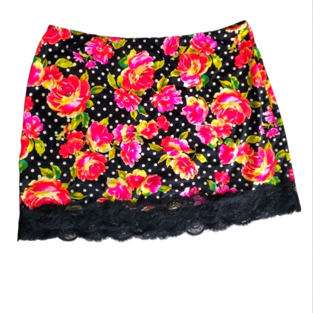 (FREE SHIPPING☆NWT Victoria Secret floral lace polka dot skirt swim suit cove…
